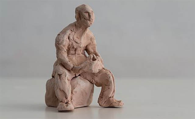 Boneco moldado em argila - Uma das técnicas propostas por Jung para indicar sintomas de uma doença psicossomática